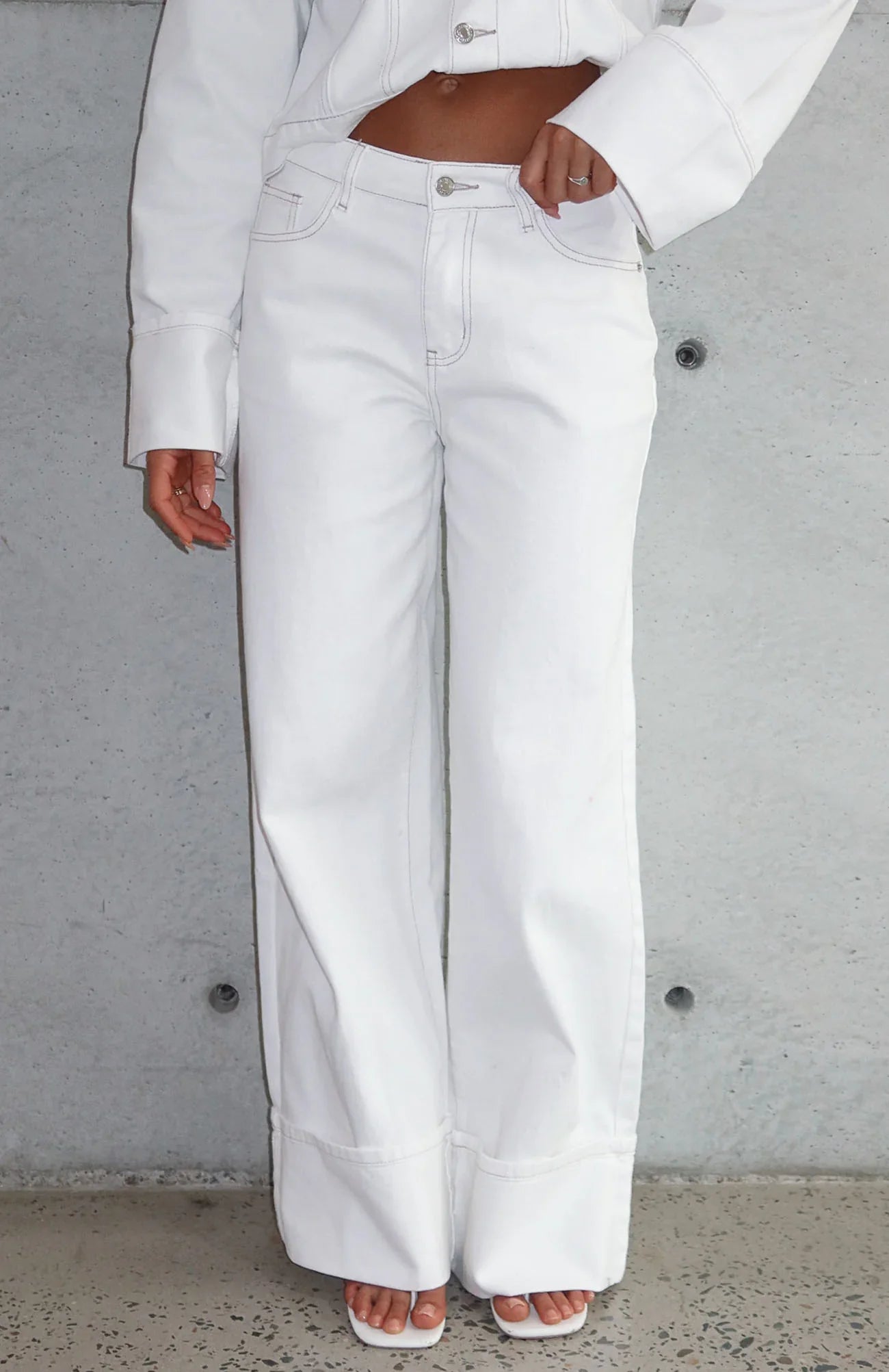 Charlotte Mid Rise Wide Leg Jeans Off White