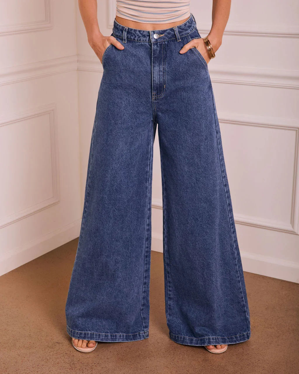 Elaris Stretch Mid Rise Wide Leg Jeans