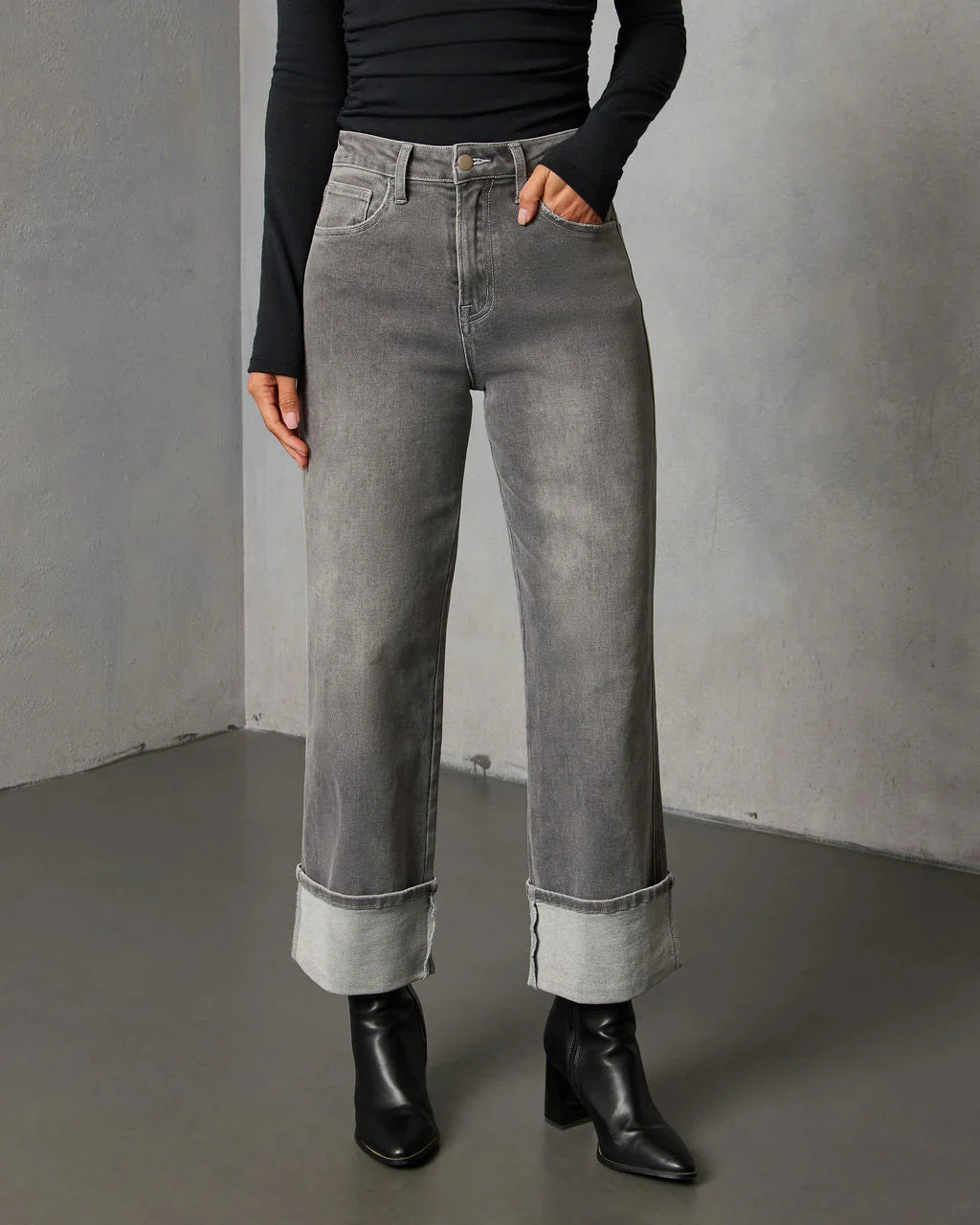 Amiri Super Stretch High Rise Straight Jeans