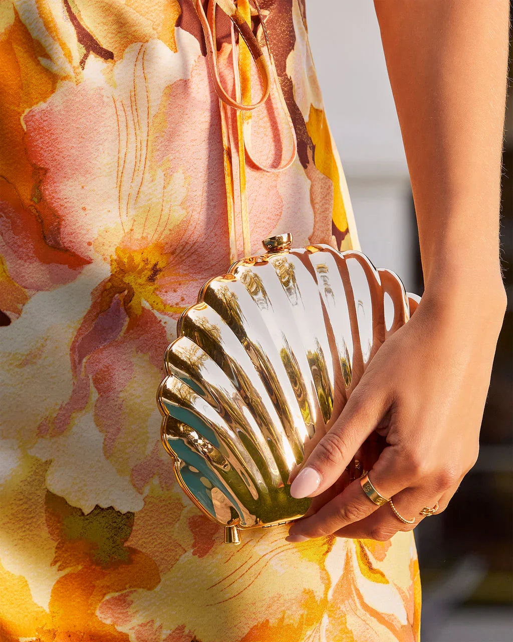 Gold Coast Shell Clutch