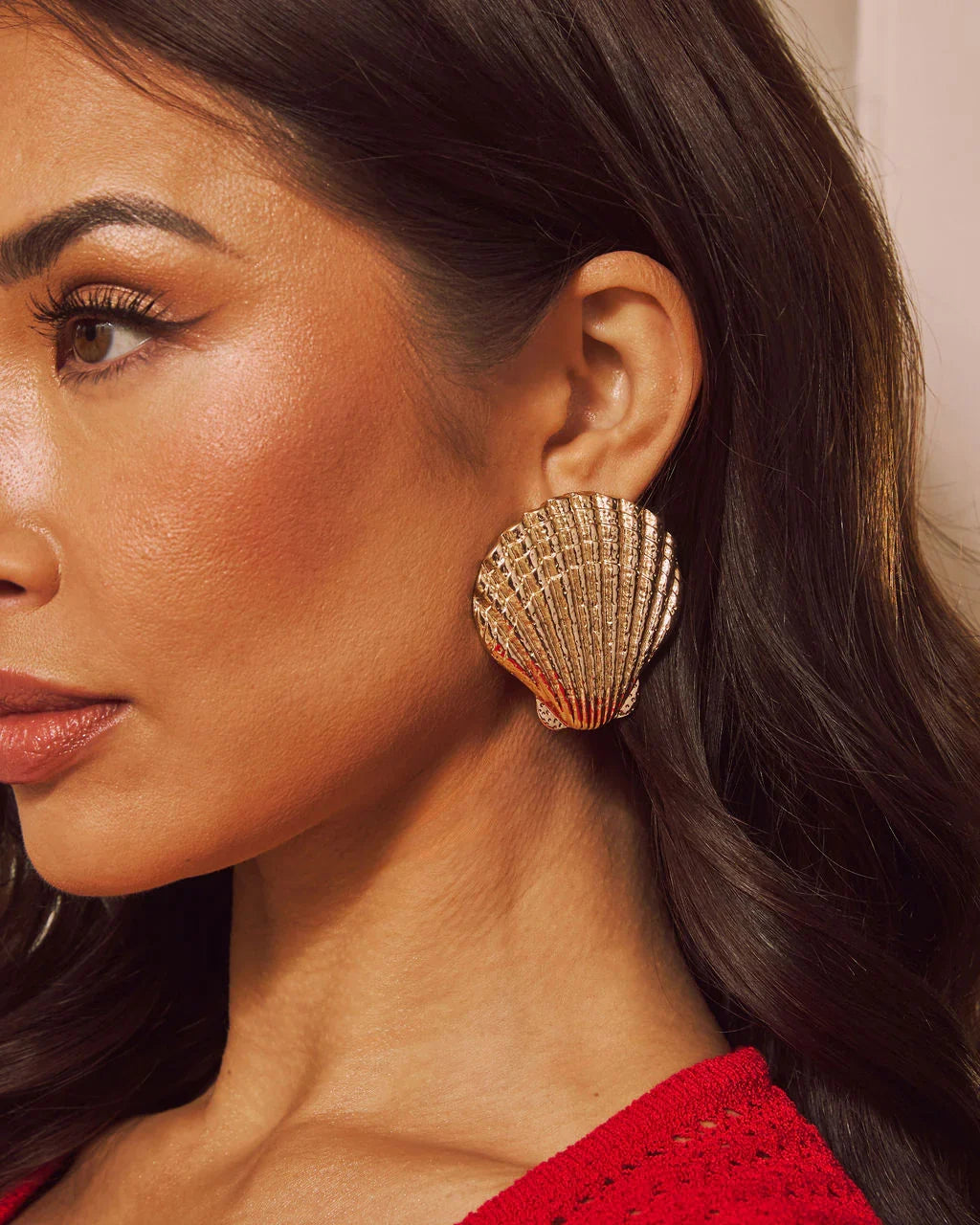 Tropic Cove Textured Seashell Earrings