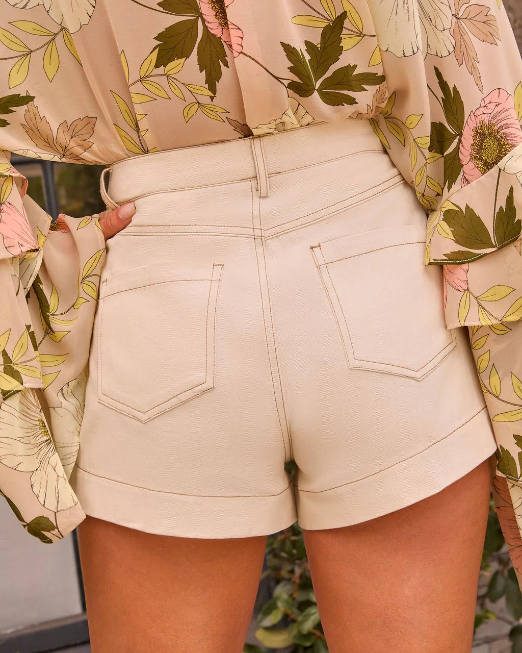 Amarai Contrast Seam Twill Shorts